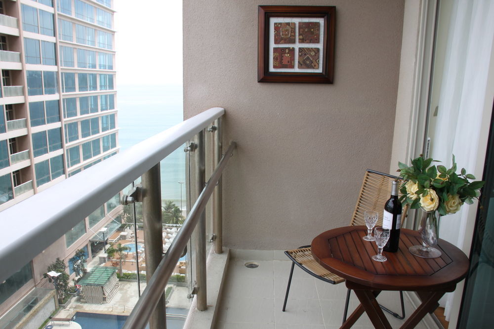 Gold Coast Nha Trang By Holi Appartement Buitenkant foto